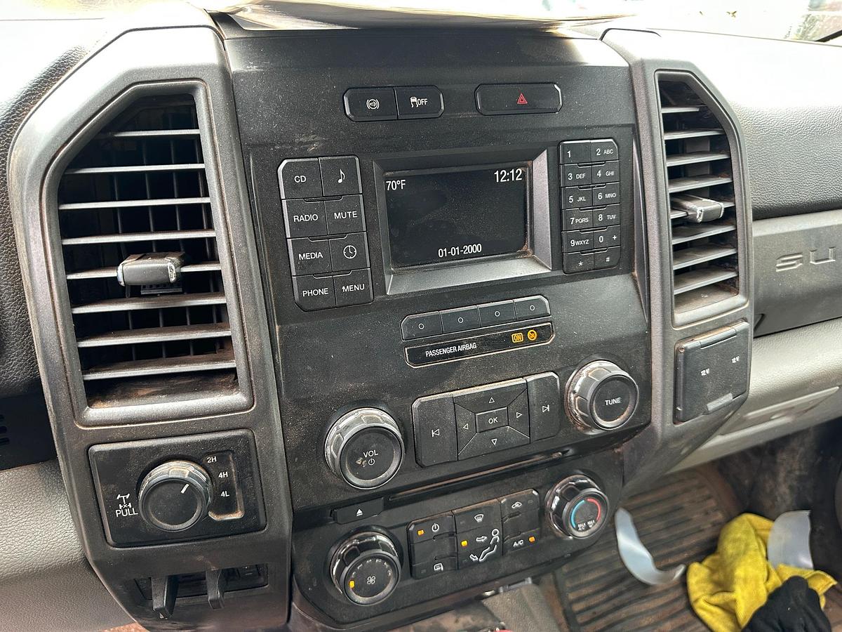 Used 2017 FORD F350 XL Service Truck