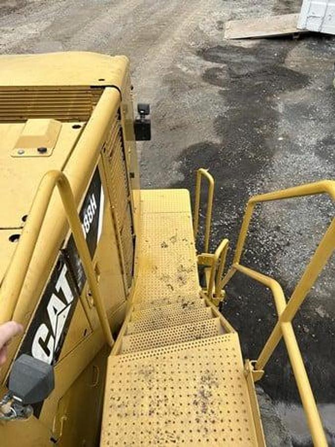 Used 2010 CATERPILLAR 988H