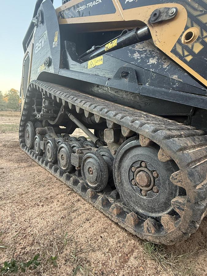 Used 2021 ASV RT 120