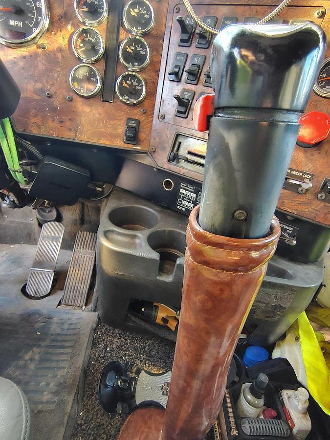 Used 1998 INTERNATIONAL 9300