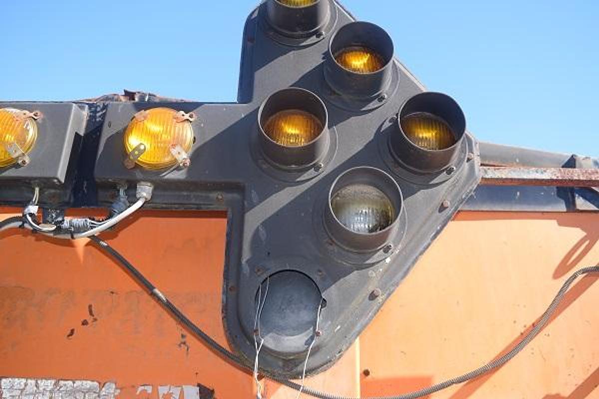 Used 1998 FORD L7000