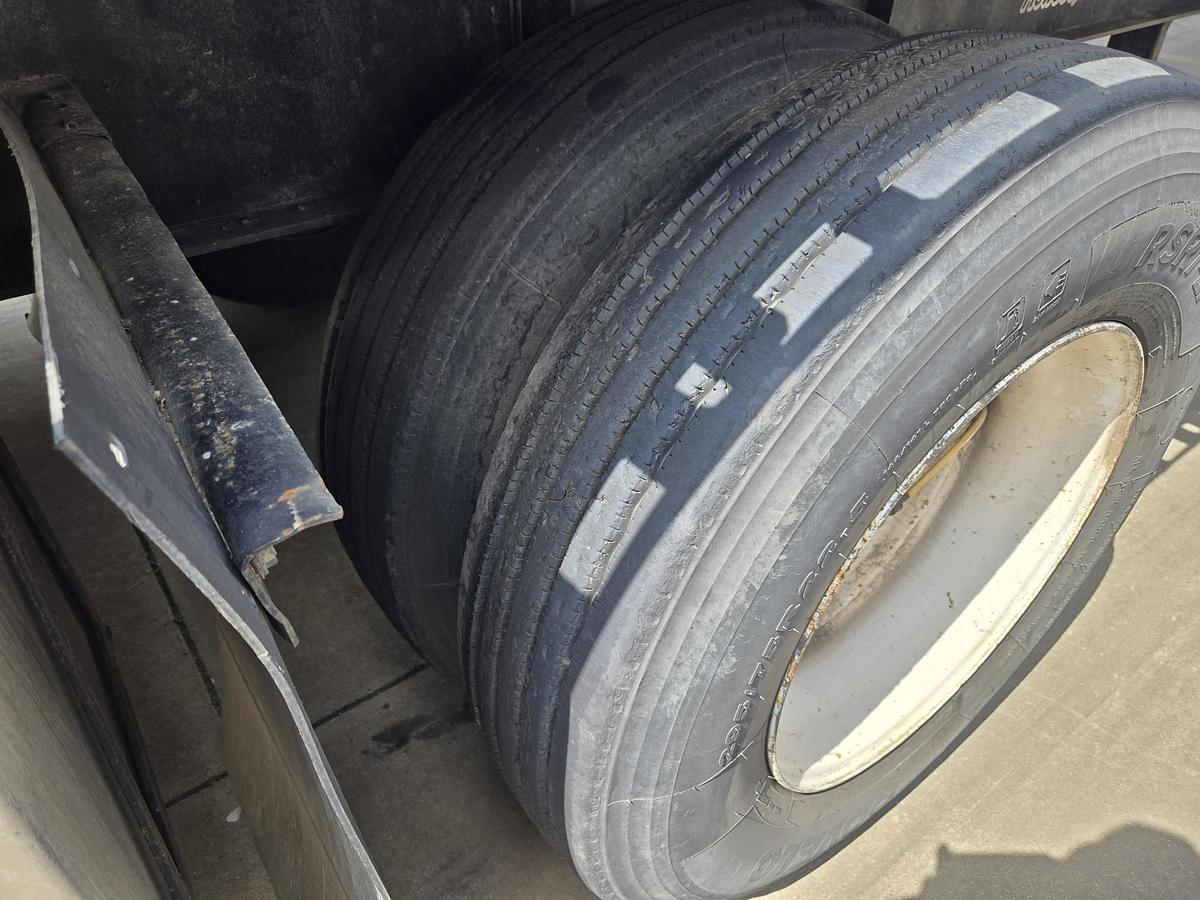 Used 2004 GREAT DANE 48 x 102