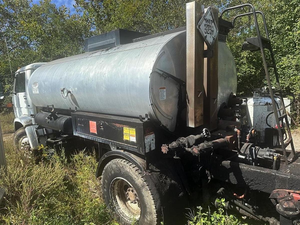 Used 1995 PETERBILT 200