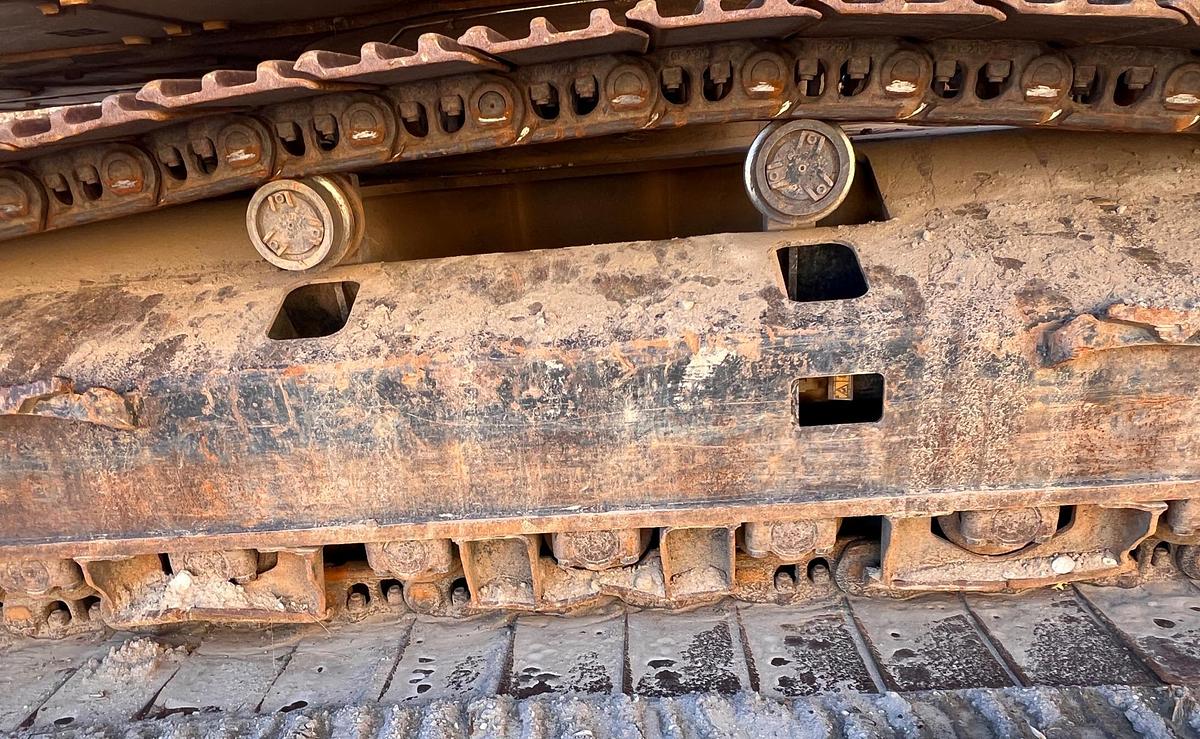 Used 2016 CATERPILLAR 336F L