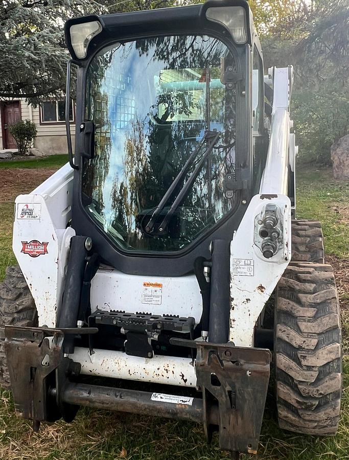 Used 2015 BOBCAT s570