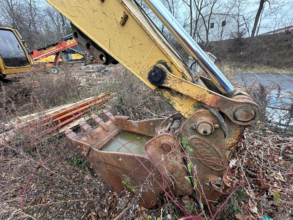 Used 2001 DEERE 330LC
