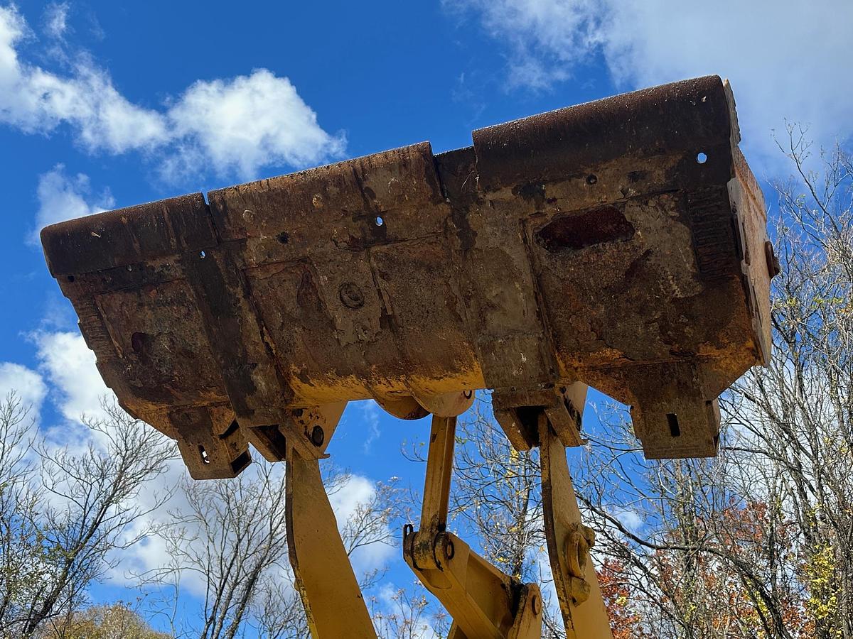 Used 1994 DEERE 444E