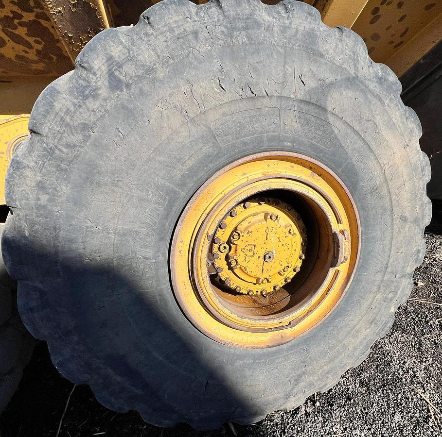 Used 2011 CATERPILLAR 740B Ej