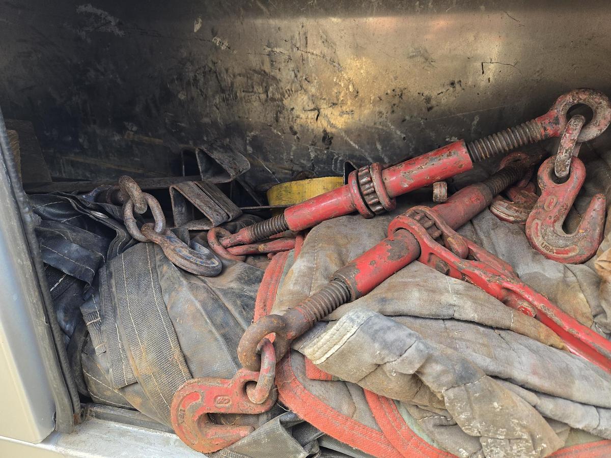 Used 1999 UTILITY 48 x 102