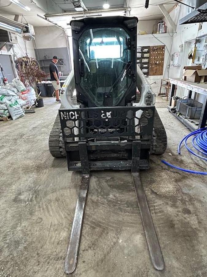 Used 2022 BOBCAT T76