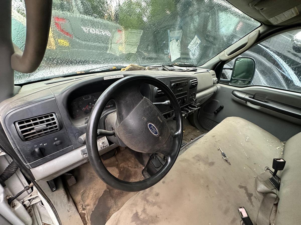 Used 2007 FORD F350 Service Truck