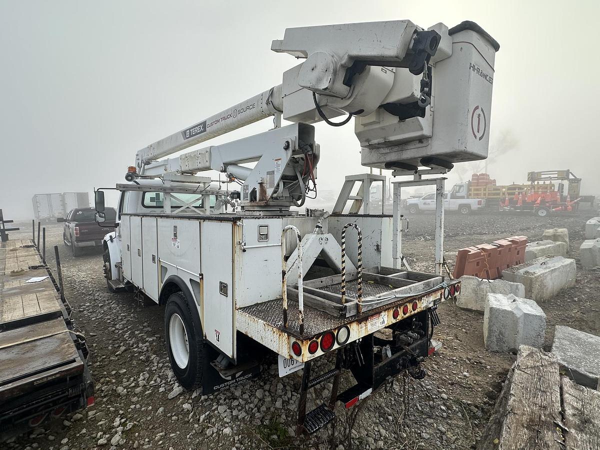 Used 2017 FREIGHTLINER M2 106