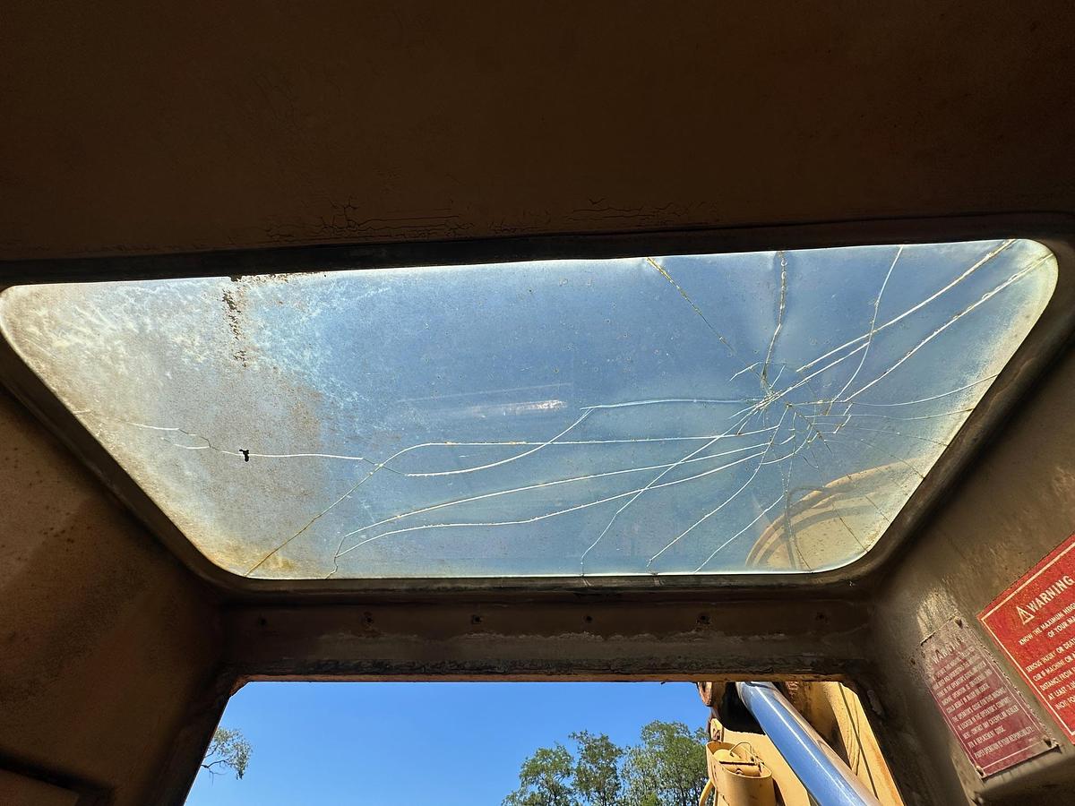 Used 1983 CATERPILLAR 245