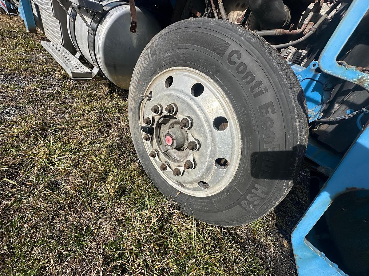 Used 2015 FREIGHTLINER 114SD