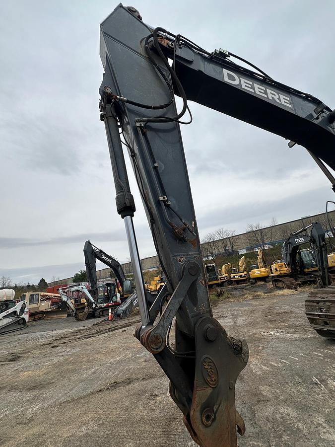 Used 2007 DEERE 350D LC