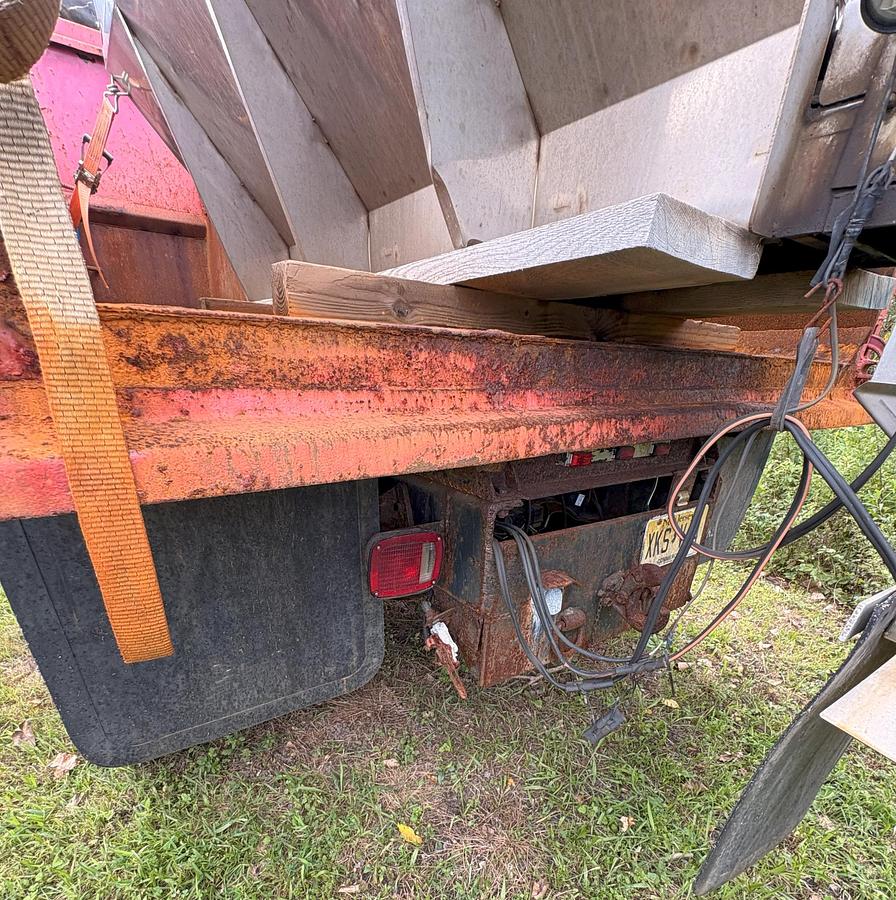 Used 1990 INTERNATIONAL 4900