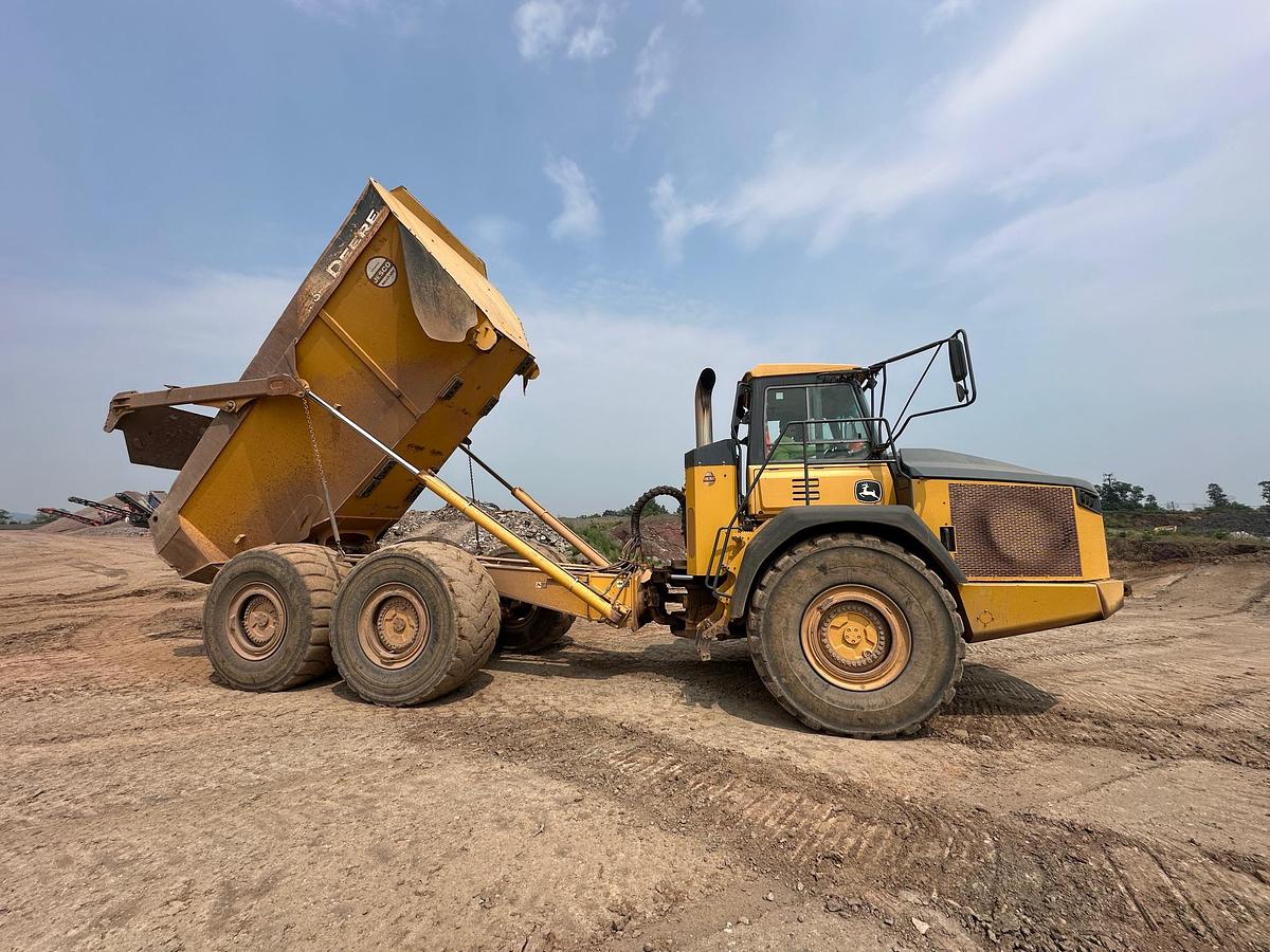 Used 2014 DEERE 460E Off Road Dump
