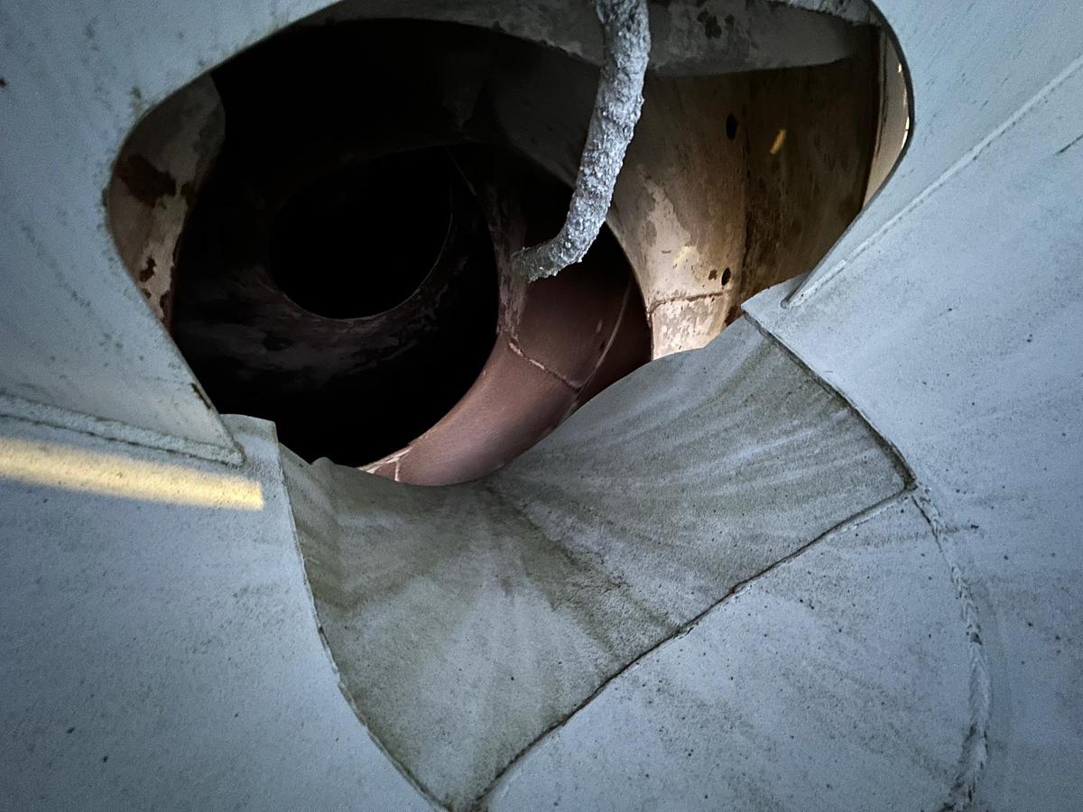 Used 2019 MACK GR64B Rear Mixer