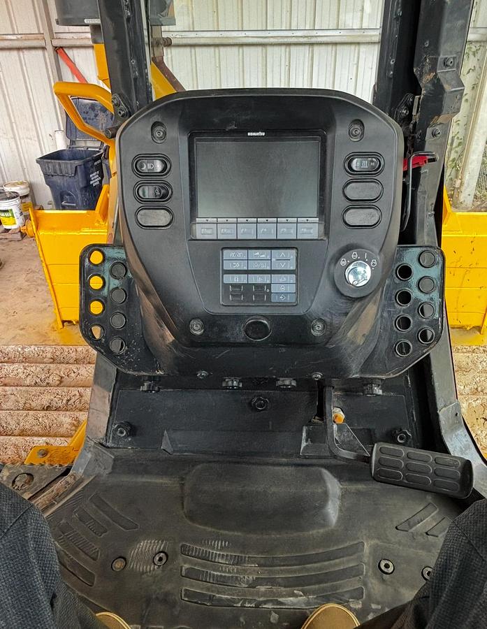 Used 2021 KOMATSU D61PX-24