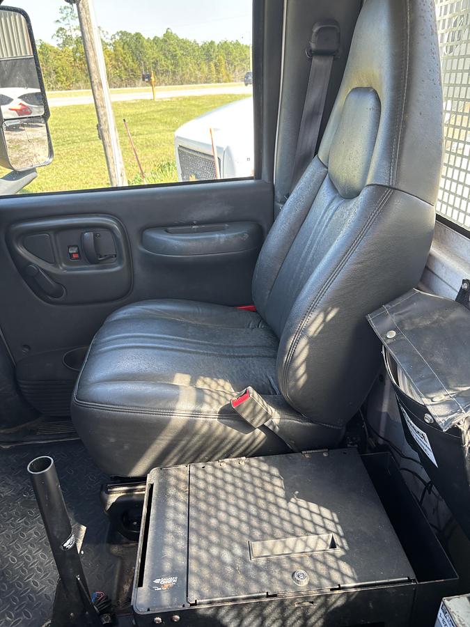 Used 2005 CHEVROLET C4500