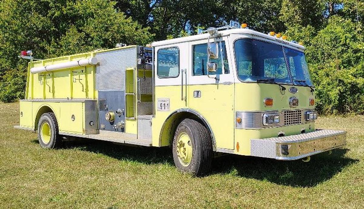 Used 1987 PIERCE Dash