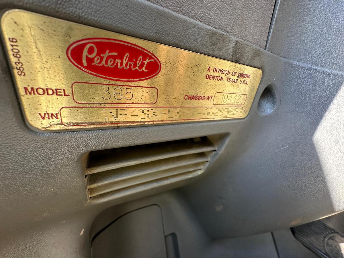 Used 2016 PETERBILT 365