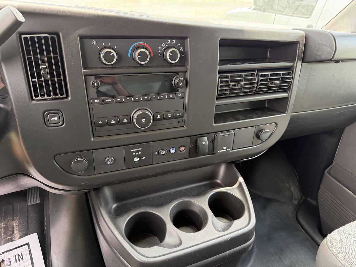 Used 2023 CHEVROLET Express 3500