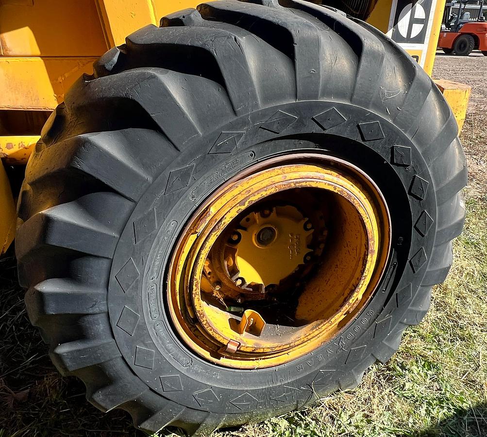Used 1981 CATERPILLAR 950