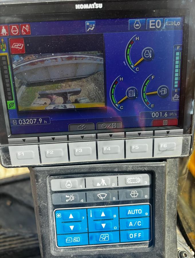 Used 2022 KOMATSU PC138USLC-11