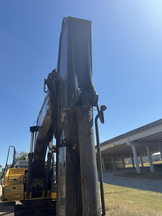 Used 2017 DEERE 210G LC