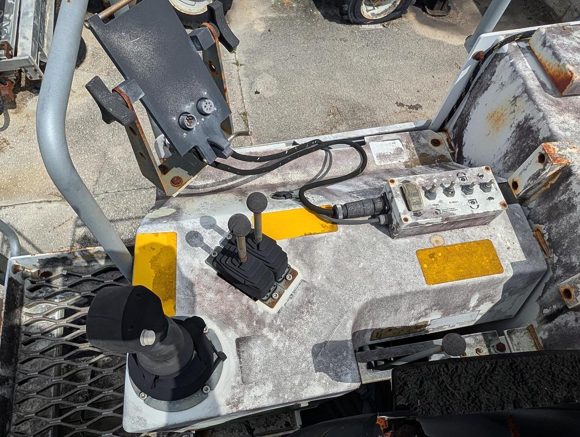 Used 2000 SOMERO S240