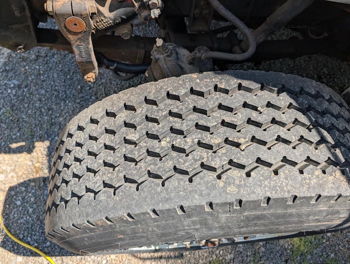 Used 1996 INTERNATIONAL 4800