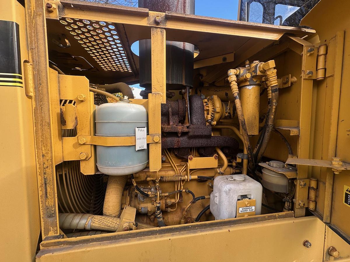 Used 1996 DEERE 444G