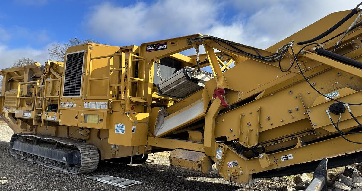 Used 2023 SCREEN MACHINE 4043 TR