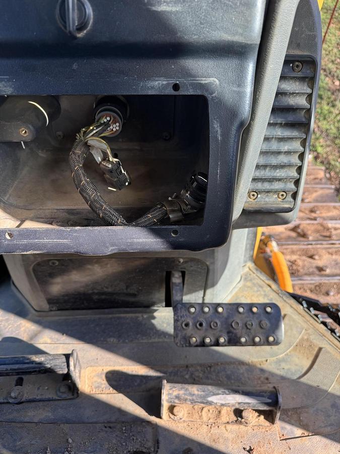 Used 2019 CATERPILLAR D6K2 XL