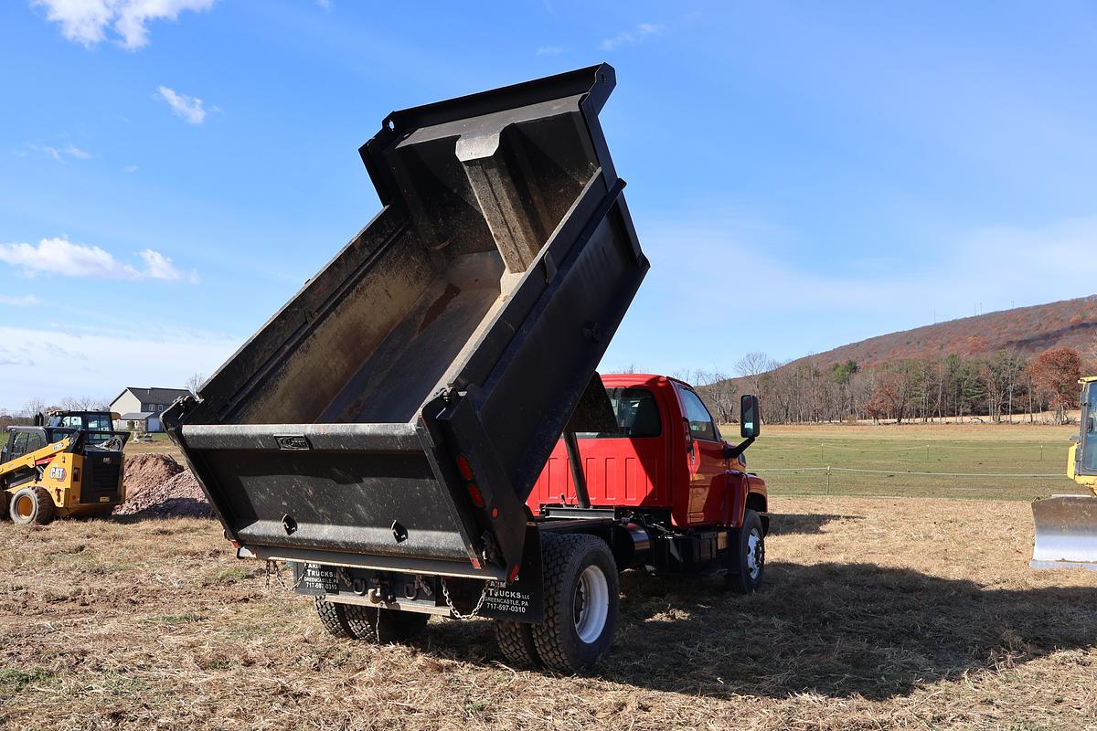 Used 2005 CHEVROLET C8500