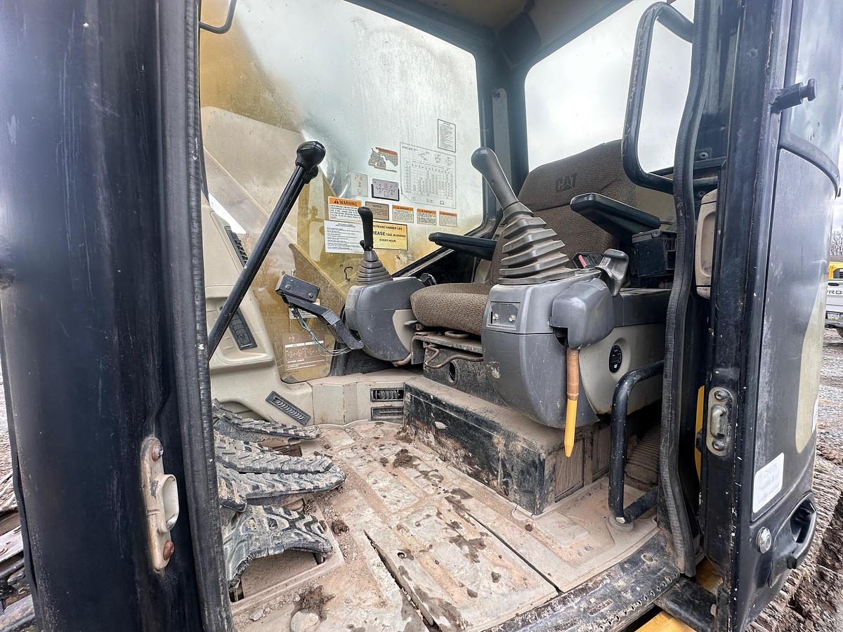 Used 2003 CATERPILLAR 314C LCR