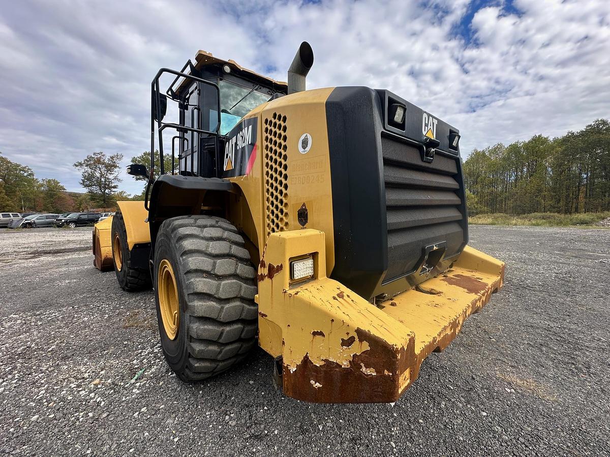 Used 2015 CATERPILLAR 962M