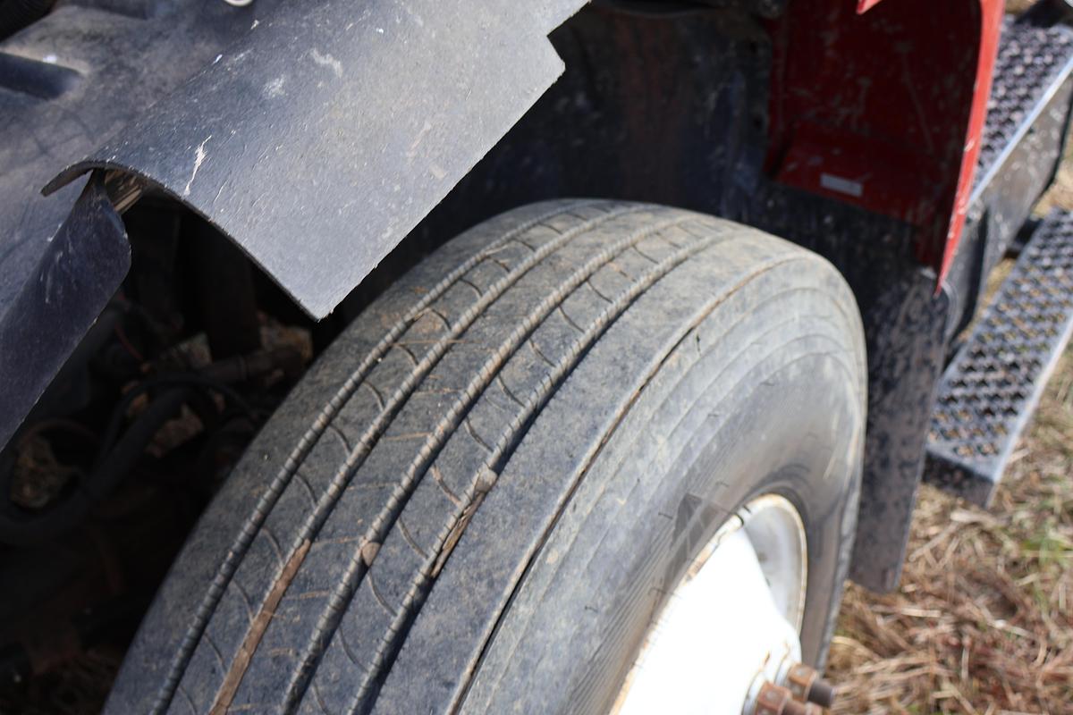 Used 2005 CHEVROLET C8500