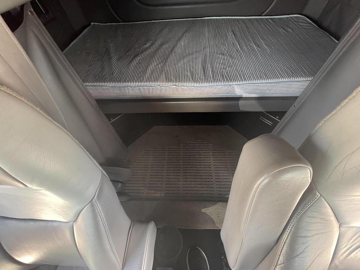 Used 2008 PETERBILT 388