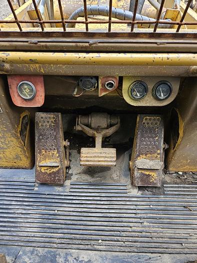 Used 1985 CATERPILLAR 953 LGP