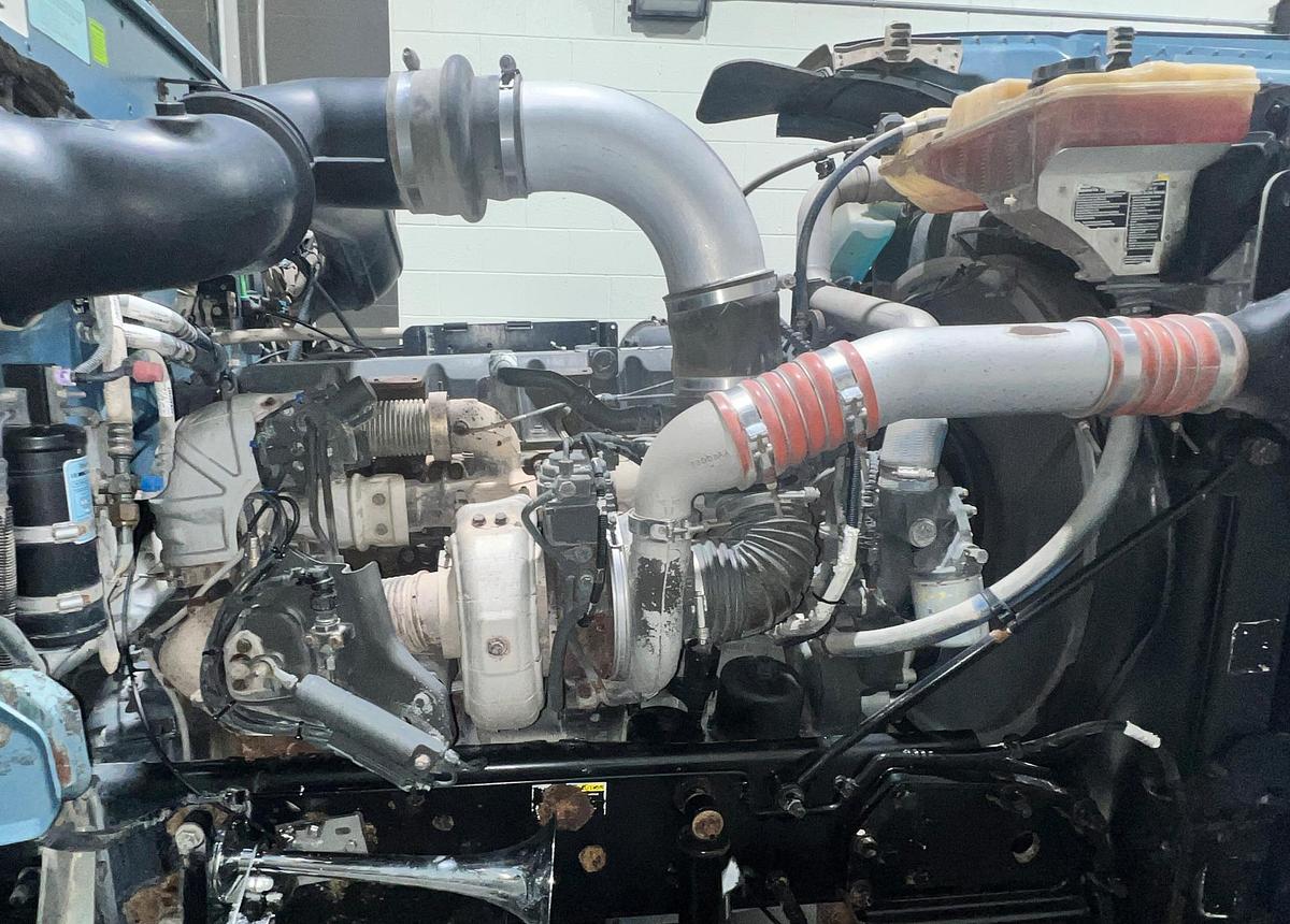 Used 2012 PETERBILT 388 Dump truck