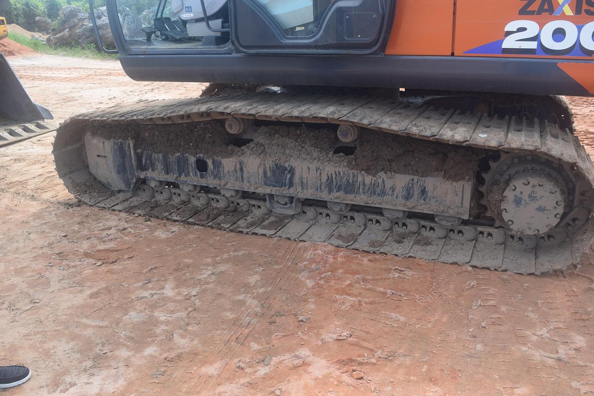 Used 2020 HITACHI ZX 200