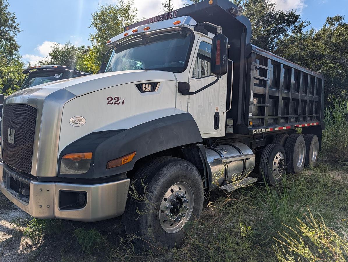 Used 2015 CATERPILLAR CT660 S