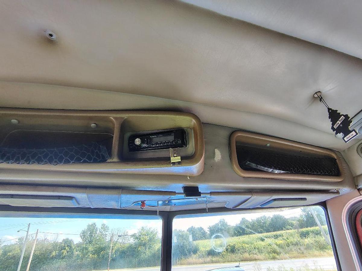 Used 2002 PETERBILT 379