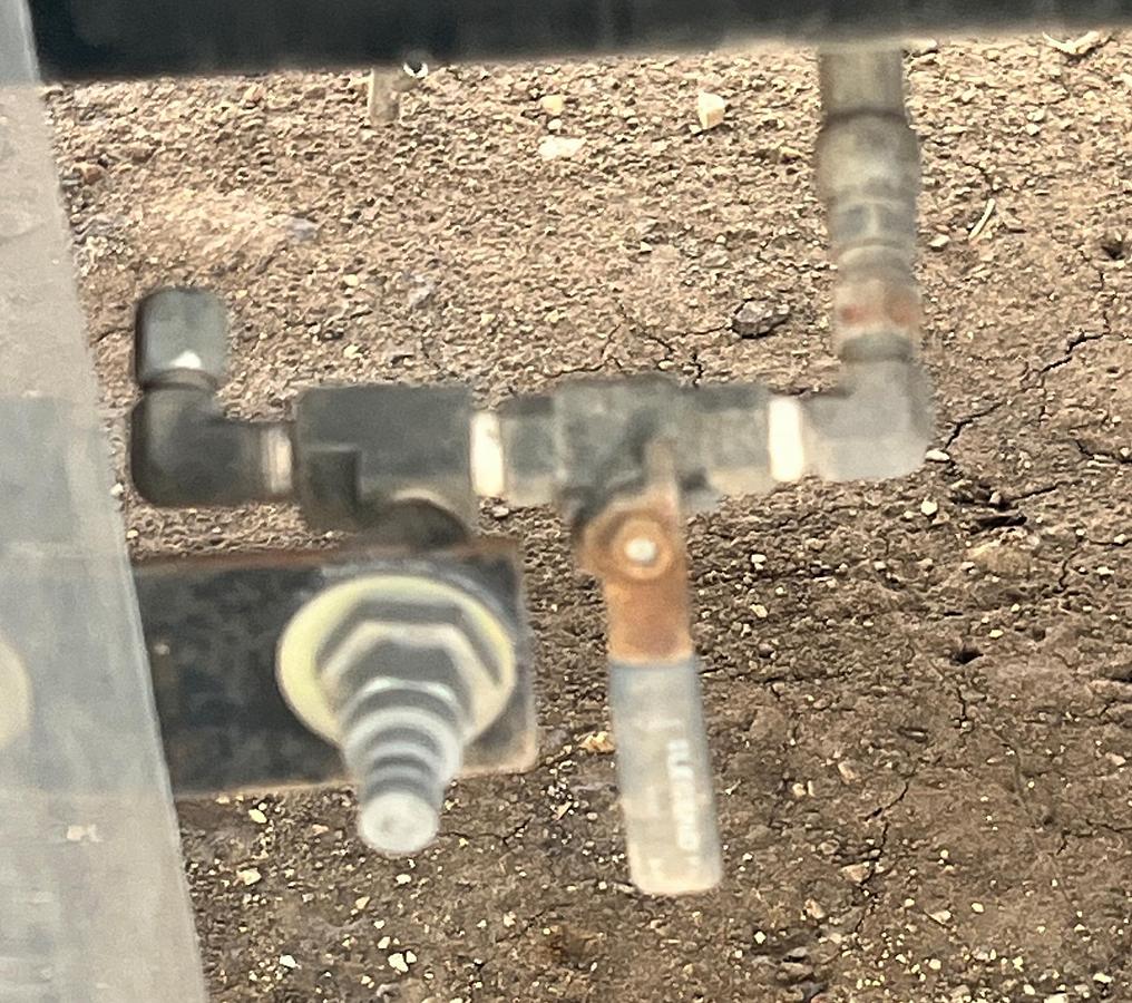 Used 2016 PETERBILT 348