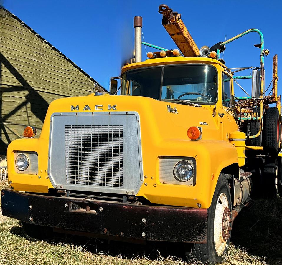 Used 1977 MACK RS767LST