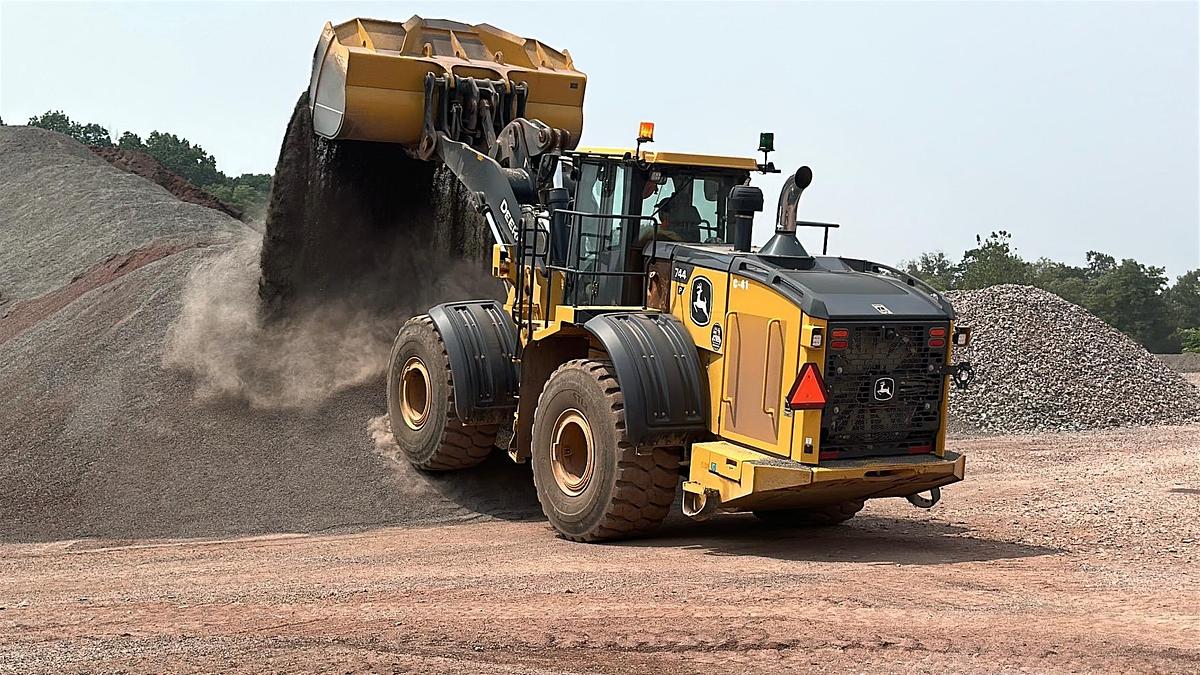 Used 2023 DEERE 744P