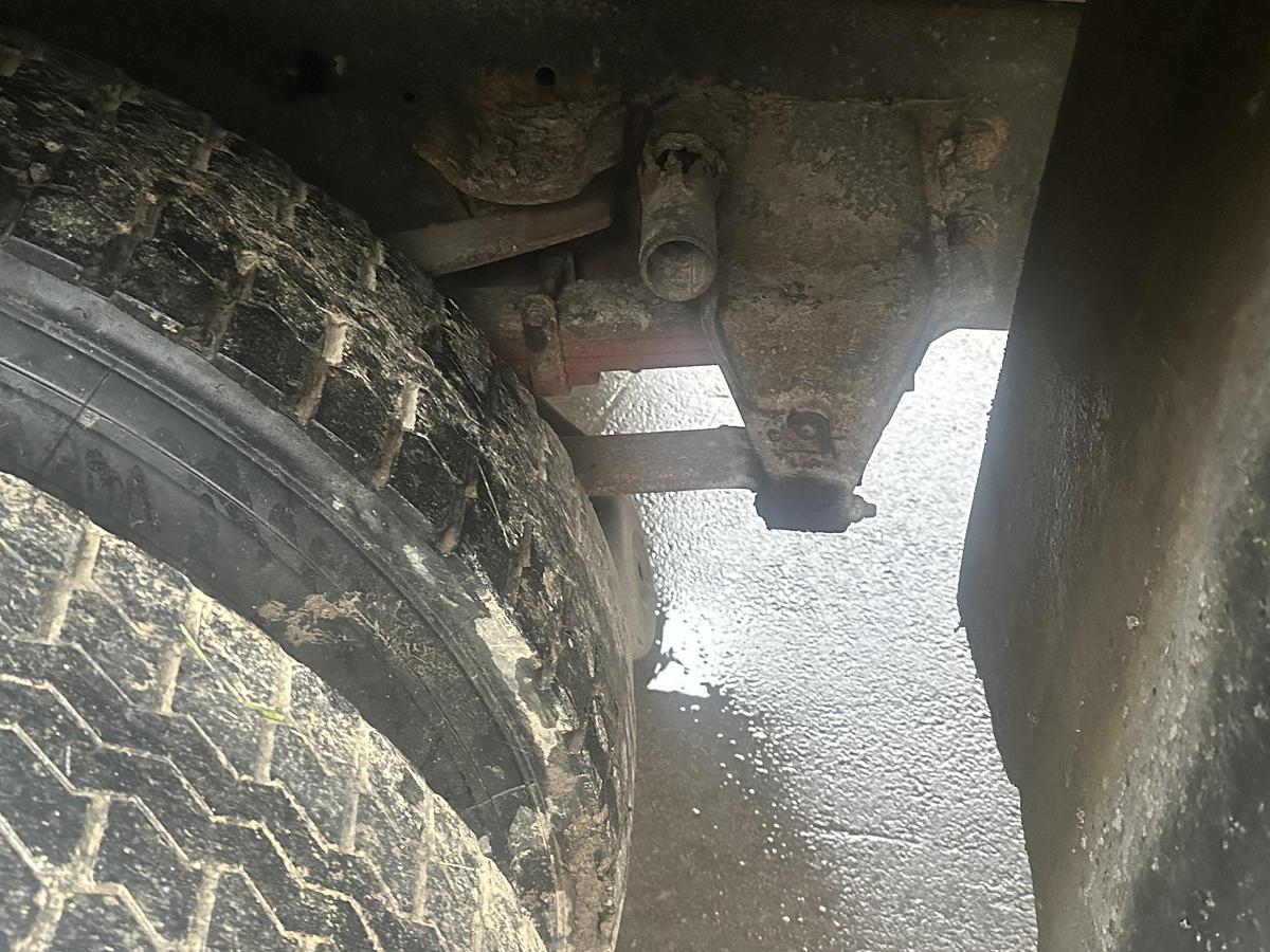 Used 1994 FORD L8000