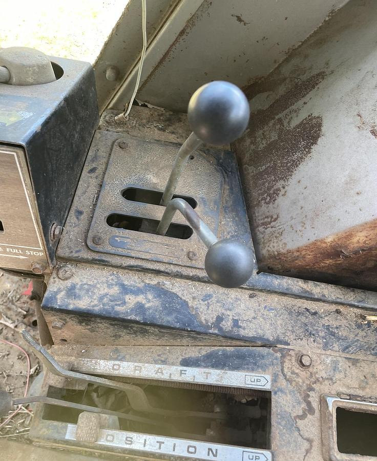 Used 1975 MASSEY FERGUSON MF 2745